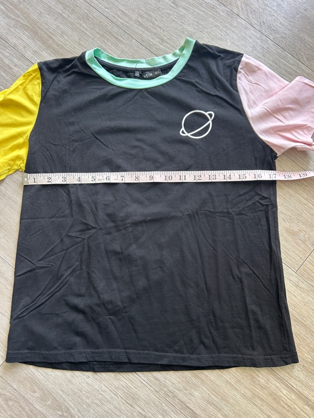 Color block Raglan Saturn T-Shirt - Picture 4 of 6
